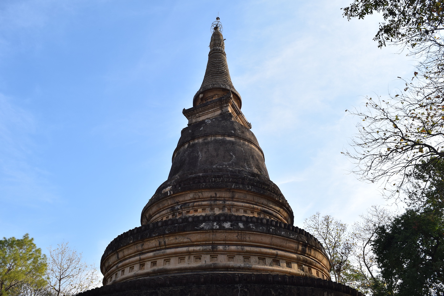 A temple located in the center of the Sokothai 'old city' national park.